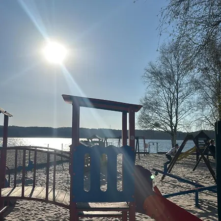 Z Widokiem Na Jezioro